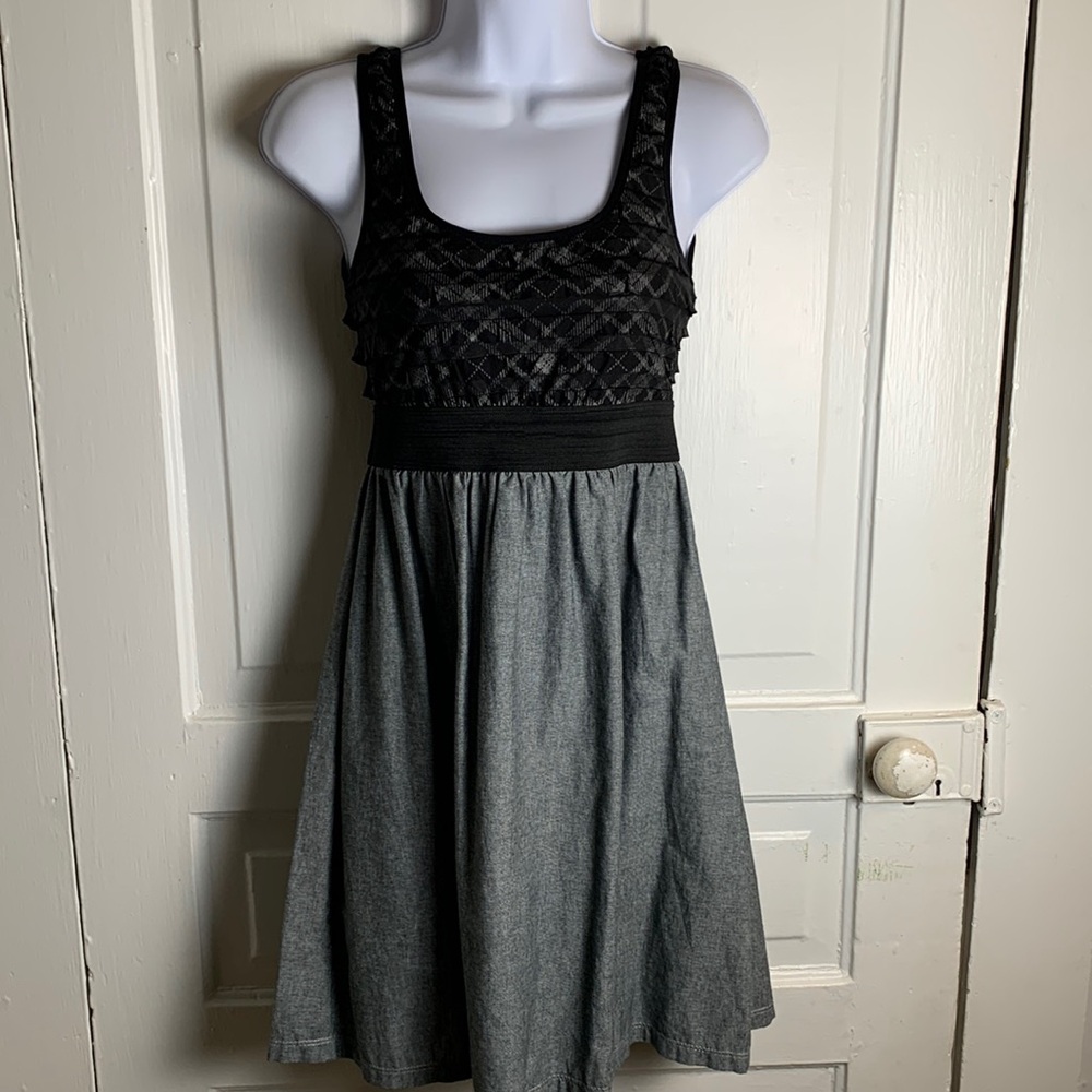 MMC Black Gray Elastic Waist Dress Size M